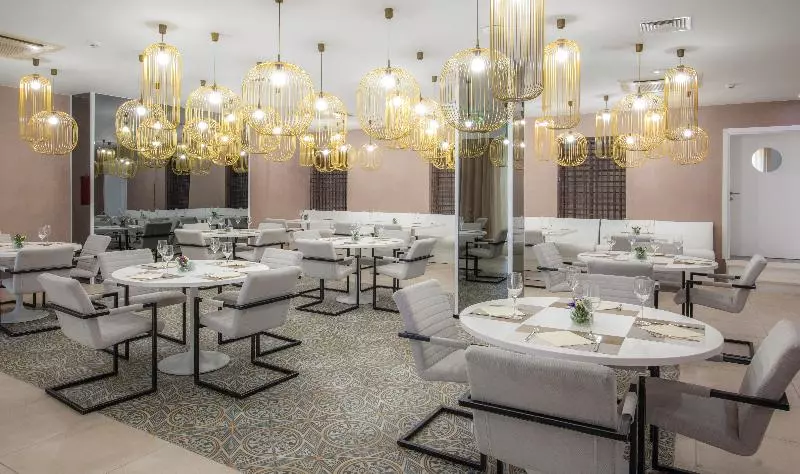 فندق Aminess Casa Bellevue