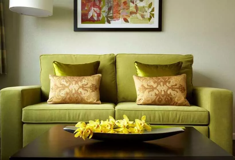 בית מלון כפרי Aqua Skyline At Island Colony