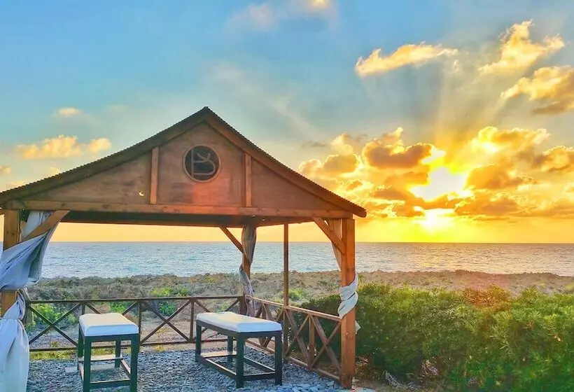 Отель Cynthiana Beach