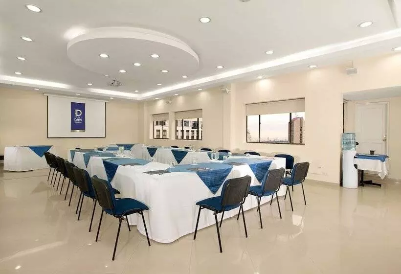 Отель Dann Combeima