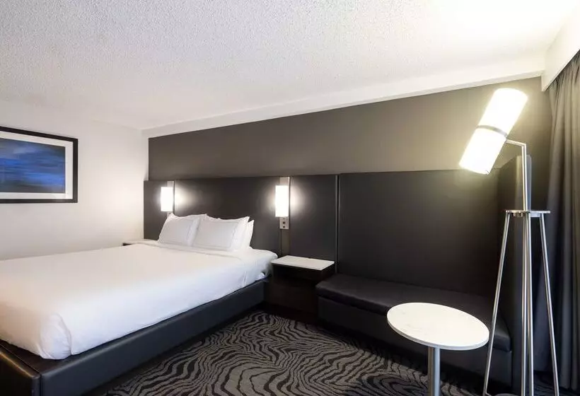Hotel Doubletree By Hilton Calgary North