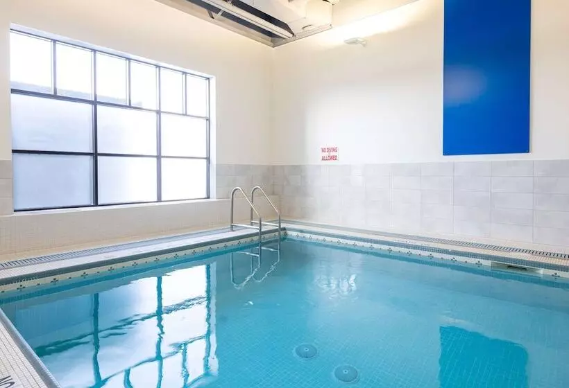 Hotel Doubletree By Hilton Calgary North