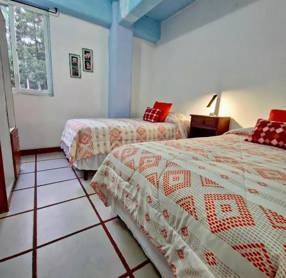 هتل Eco Suites Uxlabil Guatemala
