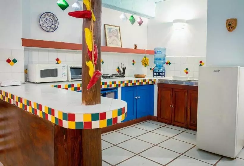 هتل Eco Suites Uxlabil Guatemala