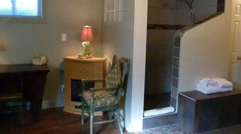 호텔 Heartwood Inn