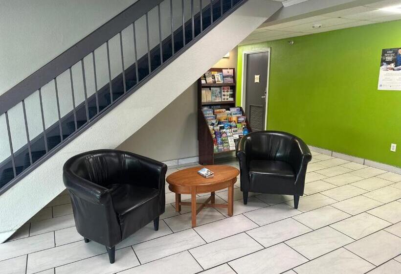 هتل La Quinta Inn By Wyndham Omaha Southwest