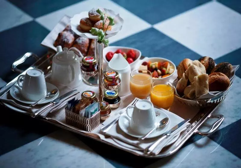 Отель Palazzo Guiscardo Pietrasanta