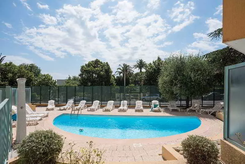 호텔 Residence Pierre & Vacances La Rostagne