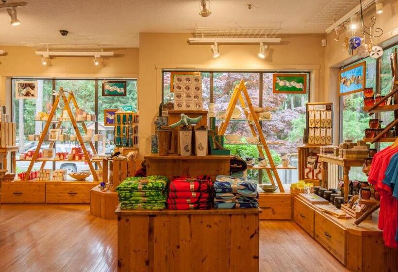 هتل Tighnamara Seaside Spa Resort