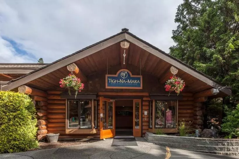 호텔 Tighnamara Seaside Spa Resort