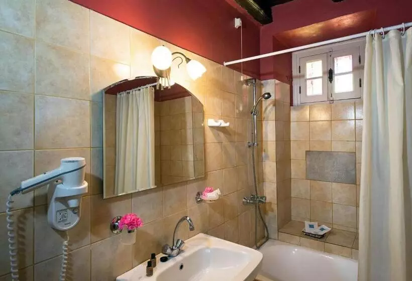 Отель Villa De Loulia