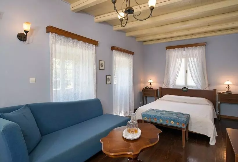 Отель Villa De Loulia