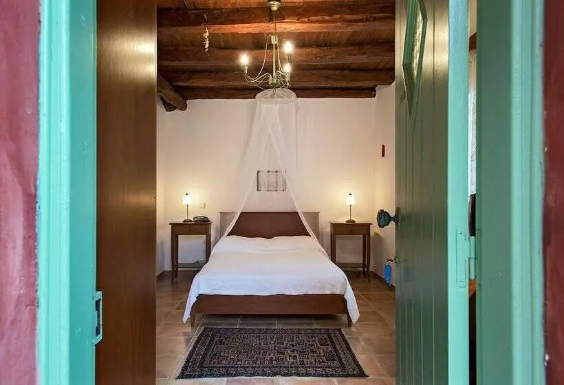 Отель Villa De Loulia