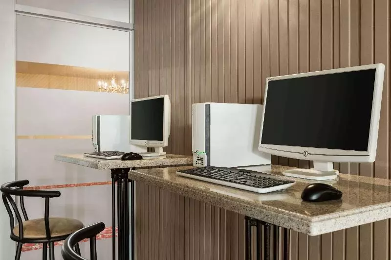 汽车旅馆  Travelodge By Wyndham Baie Comeau