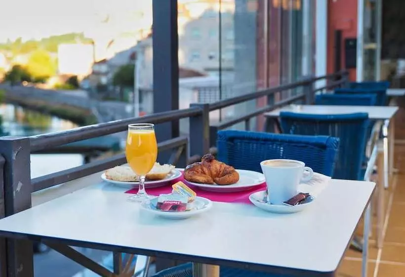 هتل Apartamentos Dabarca