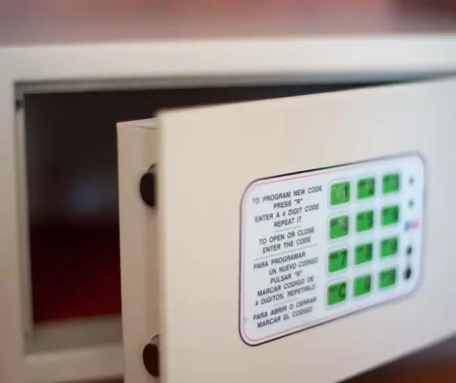 هتل Apartamentos Dabarca