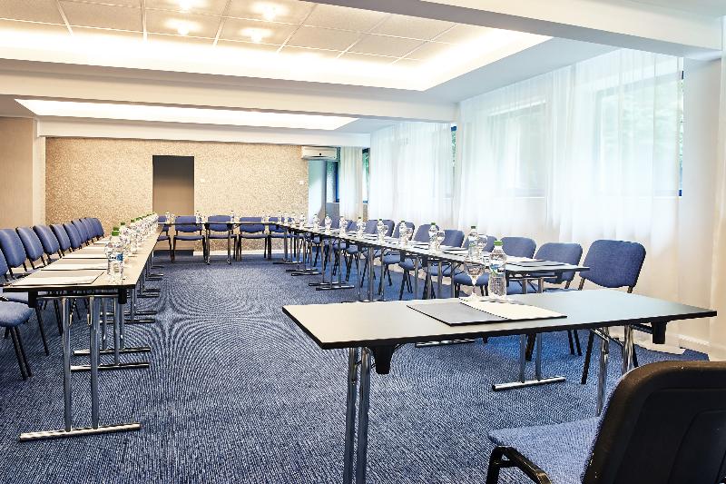 Отель Mycontinental Suceava