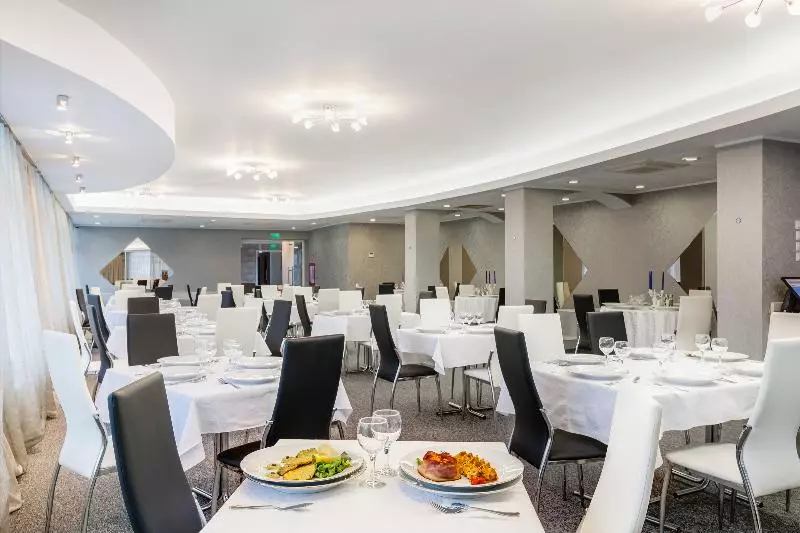 בית מלון כפרי Mycontinental Suceava