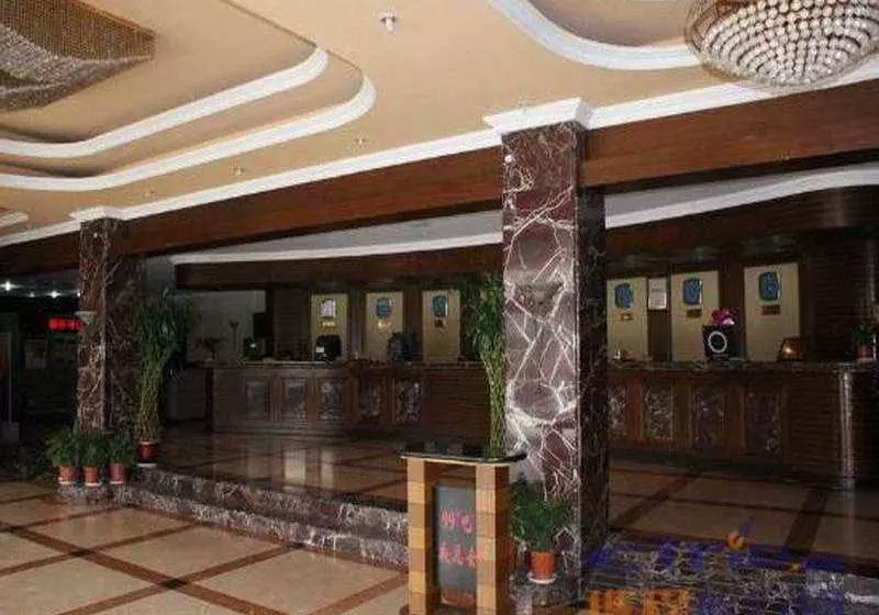 Hotel Long Hu Hotspring