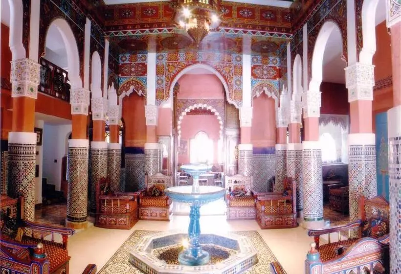 هتل Moroccan House