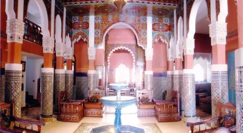هتل Moroccan House