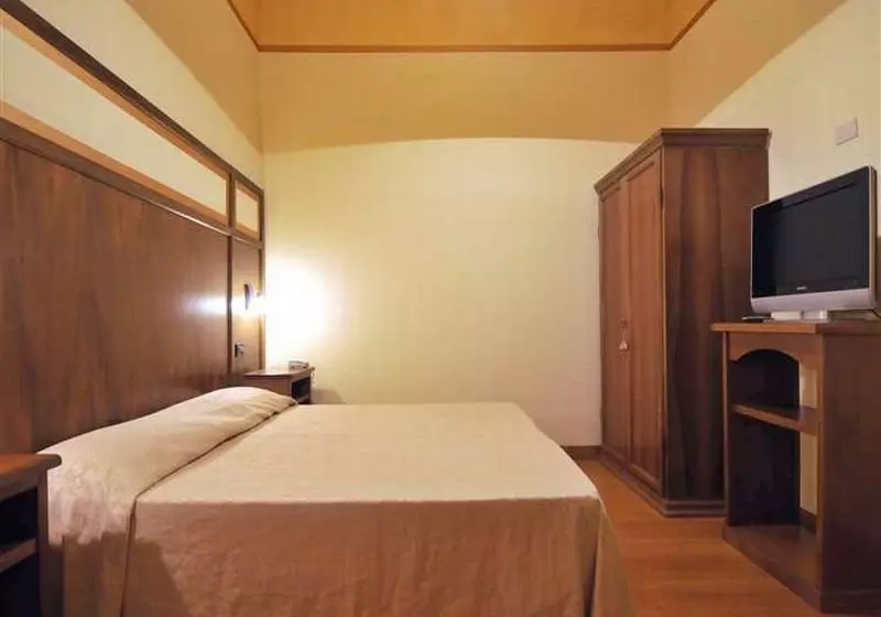 هتل Ora Domus La Quercia