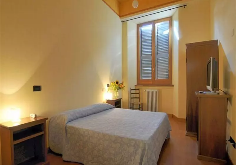 هتل Ora Domus La Quercia