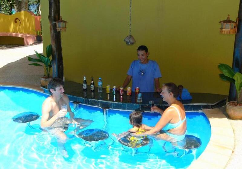 Hotel Phi Phi Bayview Resort