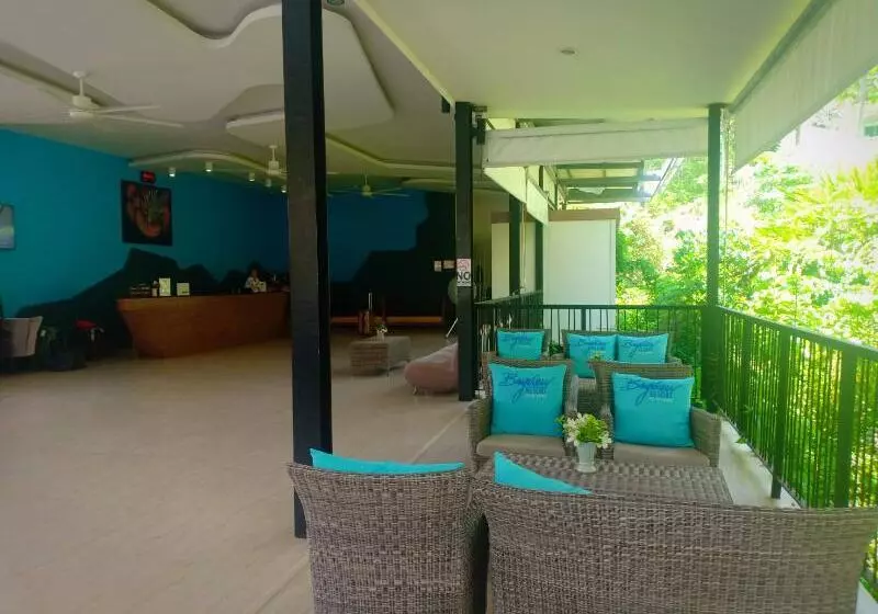 فندق Phi Phi Bayview Resort