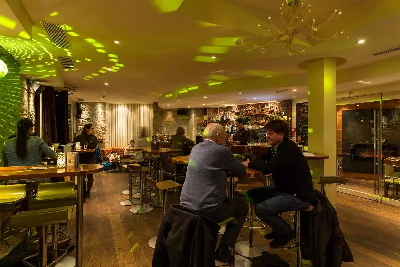 Platzhirsch Zürich Downtown Boutique Hotel & Sushi Lounge