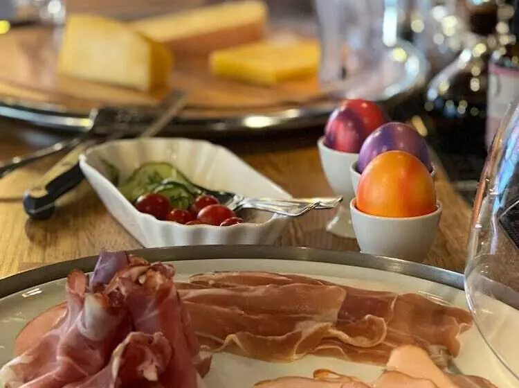 Platzhirsch Zürich Downtown Boutique Hotel & Sushi Lounge