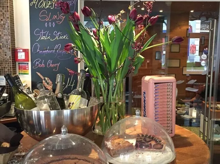 Platzhirsch Zürich Downtown Boutique Hotel & Sushi Lounge