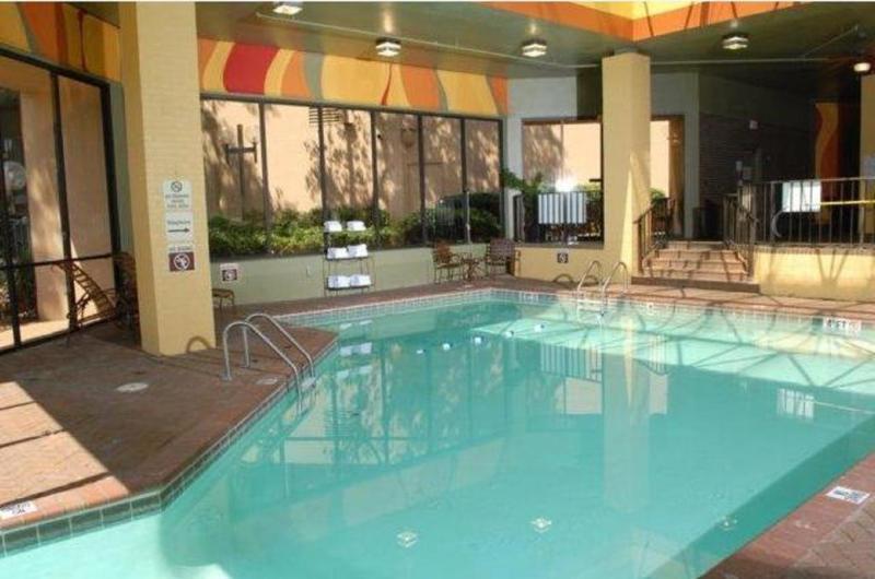 Hotel Ramada Plaza By Wyndham Atlanta Airport