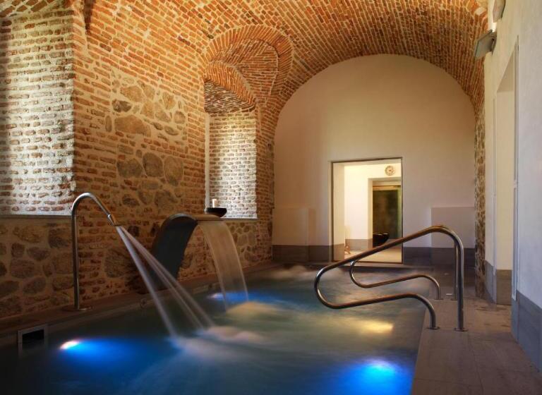 Parador De La Granja