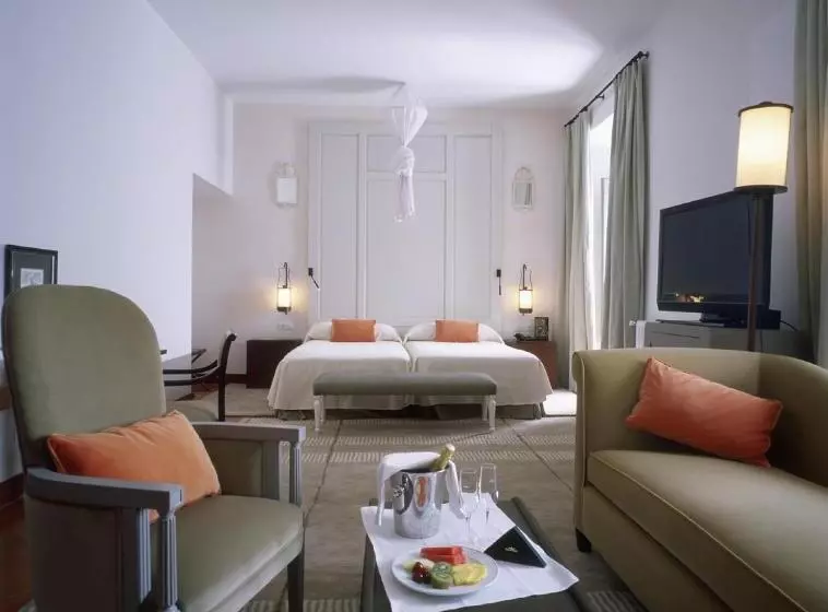 Parador De La Granja