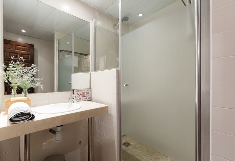 Ainb Picasso Corders Apartments