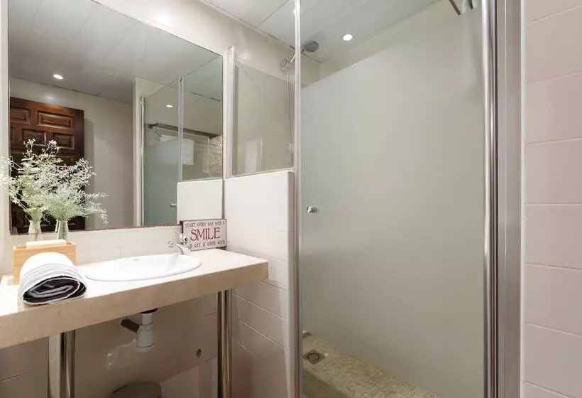 Ainb Picasso Corders Apartments