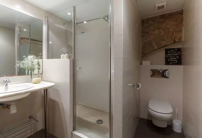 Ainb Picasso Corders Apartments