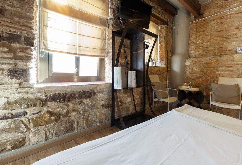 Ainb Picasso Corders Apartments