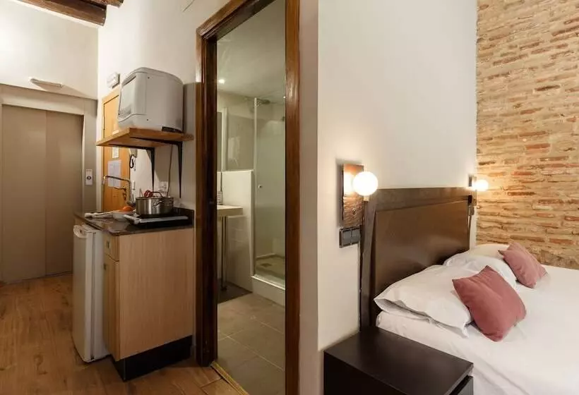 Ainb Picasso Corders Apartments