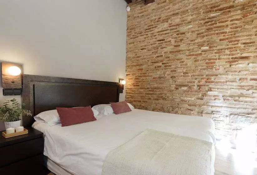 Ainb Picasso Corders Apartments