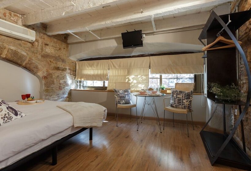 Ainb Picasso Corders Apartments