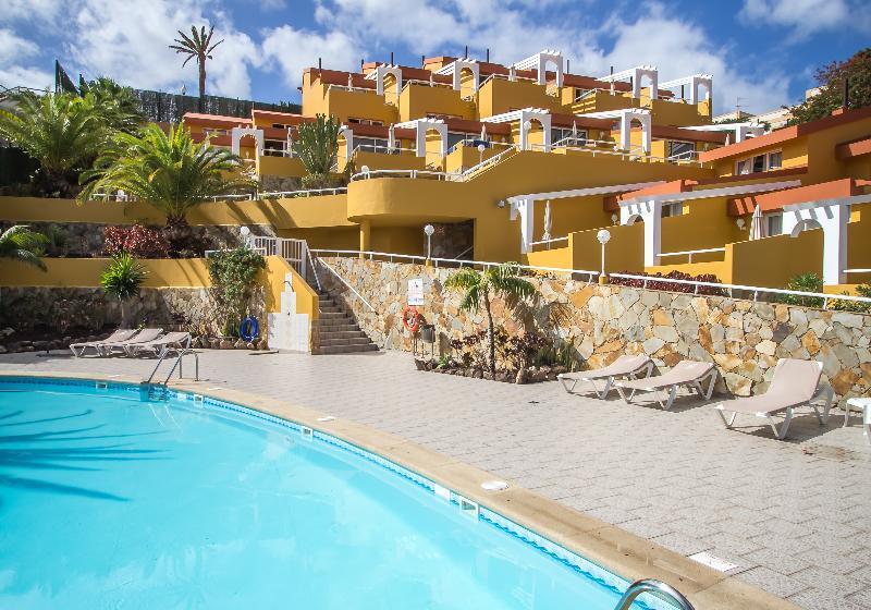 Apartamentos Punta Marina By Livvo