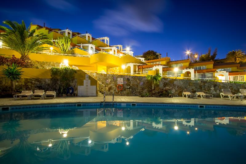 Apartamentos Punta Marina By Livvo