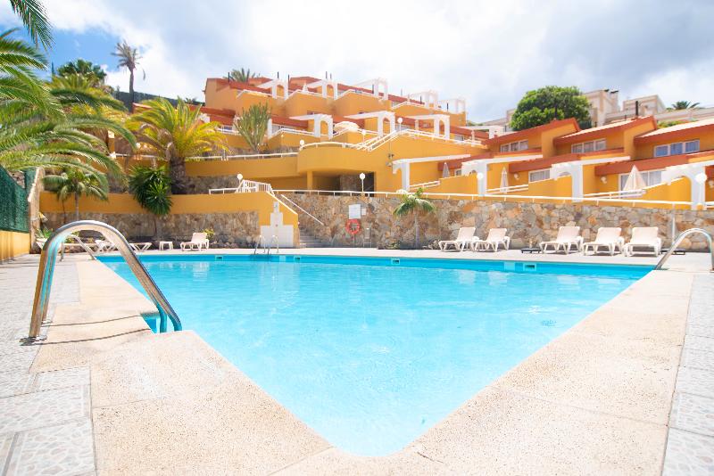 Apartamentos Punta Marina By Livvo