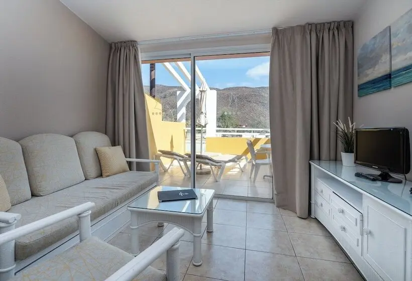 Apartamentos Punta Marina By LIVVO