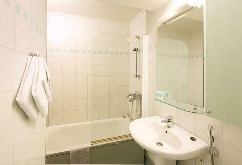 Hellsten Helsinki Parliament