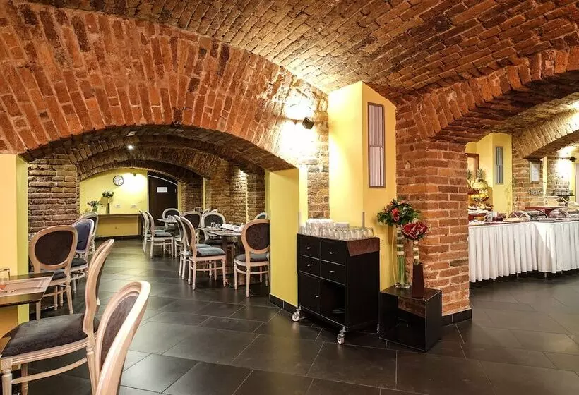 هتل Assenzio Prague