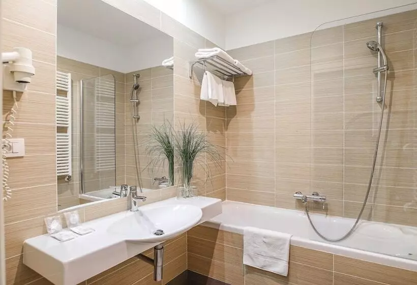 هتل Assenzio Prague