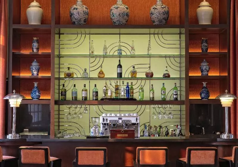 هتل Azerai La Residence Hue